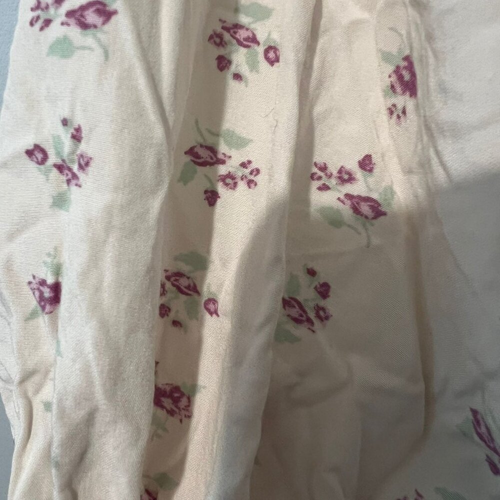 Floral Top - Picture 5 of 5